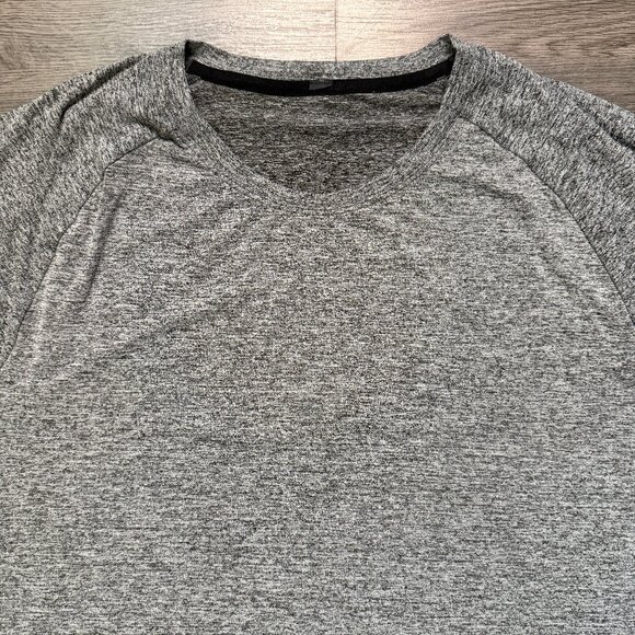 Lululemon Men's Drysense Mesh Long Sleeve - Black - Picture 3 of 7
